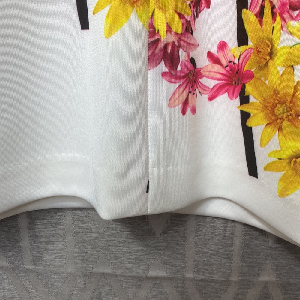 Tommy Hilfiger Sleeveless Cream Shift Dress w/ Pink & Yellow Floral Print Size:8 - Picture 3 of 6